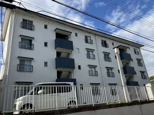 戸塚ハイム名瀬【3階】の外観