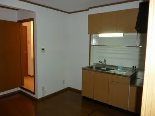 サンパティーク メゾン【1階】の居間