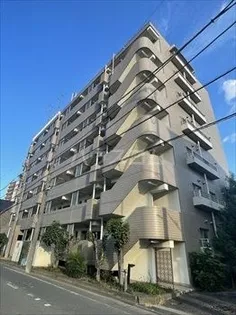 リバーサイドMAKIBA【1階】の外観