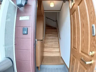 セレーノM’s&Y B【2階】の玄関