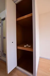 ヒルトップテネラ【2階】の内装