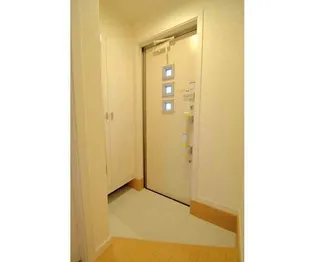 SILK TERRACE【2階】の玄関