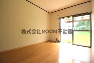 栄コーポ【1階】の居間