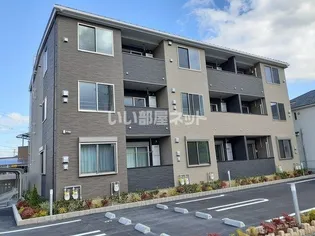 グリーンレジデンス【1階】の外観