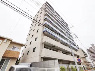 パレステージ平塚【1階】の外観