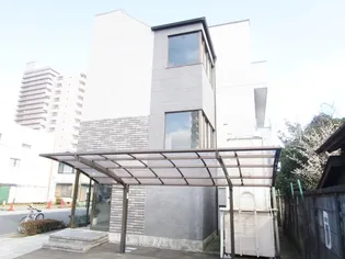 RGビルディング【3階】の外観