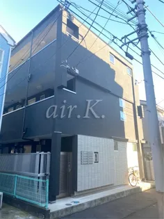 プレミアムコート生麦【1階】の外観