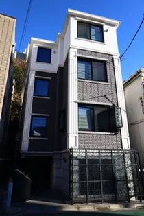 Apartment小石川後楽園の外観