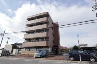 プルミエール飯田(ダイヤ114飯田)【3階】の外観