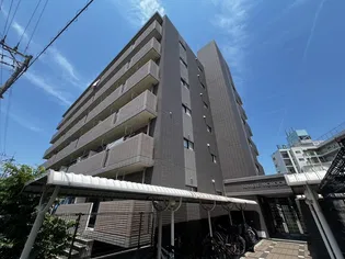 ルミエール諸岡の画像