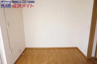 岩渕松鶴【2階】の内装