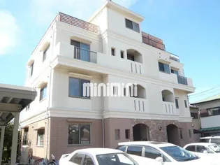 ラージワンコート【1階】の外観