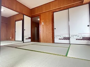 トーマスマンション泡瀬2【3階】の内装