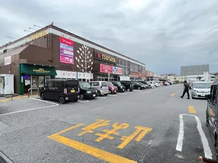 トーマスマンション泡瀬2【3階】の周辺