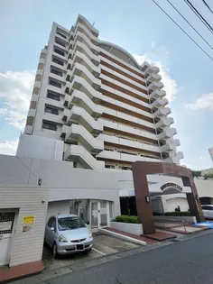 サンポートハイム鹿児島【4階】の外観
