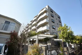 千葉県市川市南八幡1【マンション】の外観