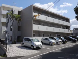 沖縄県那覇市小禄4【アパート】の外観
