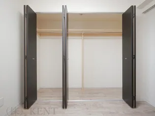 エアフォルク八軒【3階】の内装