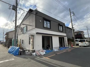 Warehouse五十子の外観