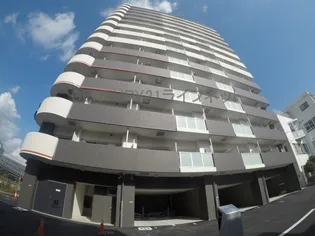 セレニテ新大阪プリエ【6階】の外観