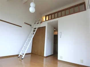 ミネルバ【2階】の居間