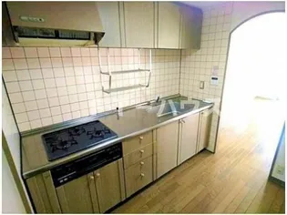 パークヒル飯山満1・2・3【3階】のキッチン