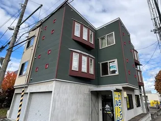 ヒルズドーム前の画像