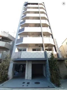 東京都世田谷区下馬1【マンション】の外観