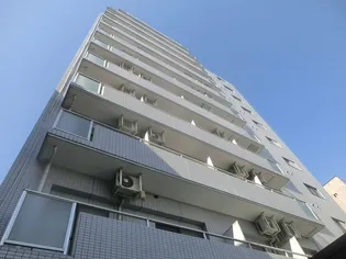 東京都杉並区下高井戸1【マンション】の外観