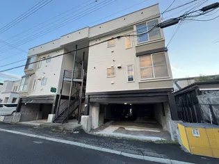 ニュ-ウエスト八軒【3階】の外観