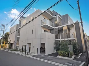 東京都新宿区中落合1【マンション】の外観