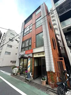 東京都新宿区市谷薬王寺町【マンション】の外観