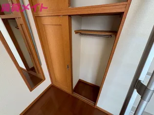 SJ UNEME【1階】の内装