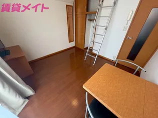 SJ UNEME【1階】の居間