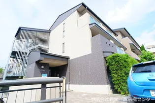 ランブラス衣笠【2階】の外観