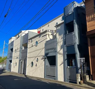 ソリッド大倉山【1階】の外観