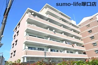 アルカディアコート【1階】の外観