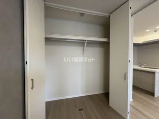 アヴェニール雄飛ヶ丘【4階】の内装