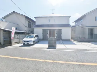 クローバーコート【1階】の外観