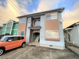 新潟県長岡市中貫町2【アパート】の外観