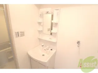 パラツィーナエスタ仁川【2階】の内装