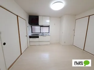 エスペランサ明世 B棟【1階】の居間