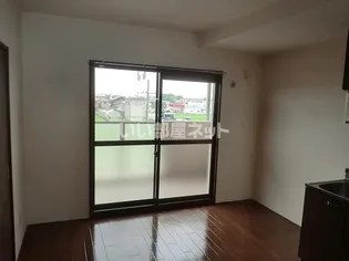 シオス【2階】の居間