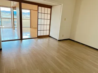 笛木第二マンション【4階】の居間