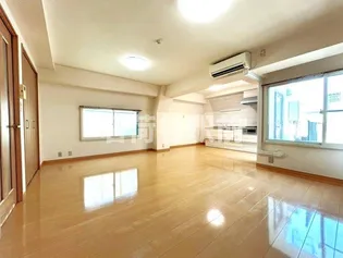 大和郷ビル【4階】の外観