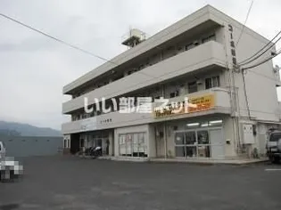 コーポ鶴場【3階】の外観