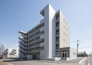 福岡県中間市中鶴1【マンション】の外観