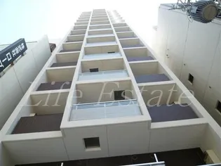 プレサンスNEO心斎橋【4階】の外観