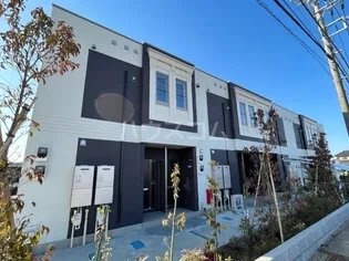 シャディ【2階】の外観