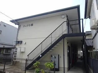 ティアラ藤の画像